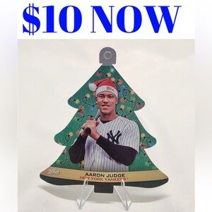 Aaron Judge 2022 Topps New York Yankees Christmas Holiday Ornament Baseball Card